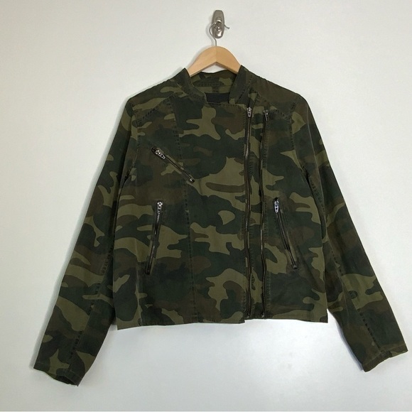 Blank NYC Jackets & Blazers - Blanknyc Camo Tercel Jacket. Size Medium.